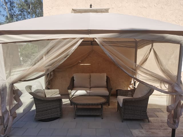 Spacious 4 Bedroom & 3 Bath House Near Disney 16Mi