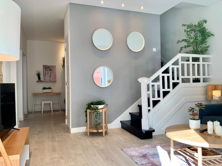 Living Room / Sala de Estar