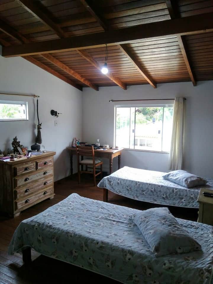 غرفة النوم 2