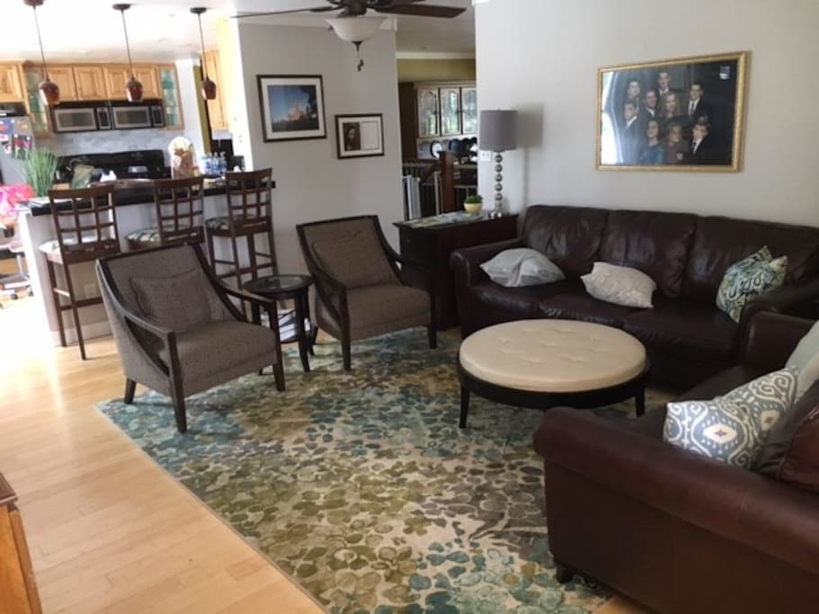 Family room looking to the kitchen