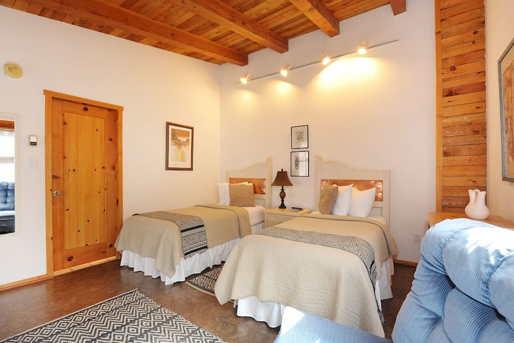 Room 9