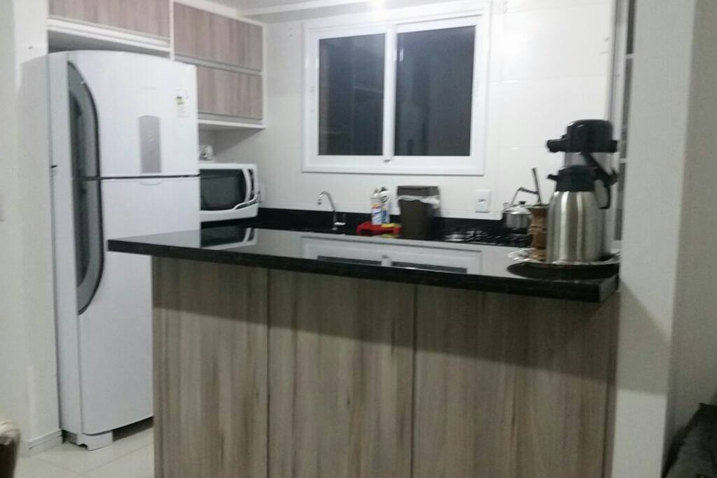 cozinha, geladeira, forno, fogão