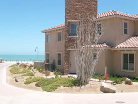 Scenic condo by Sea of Cortez w/ WiFi