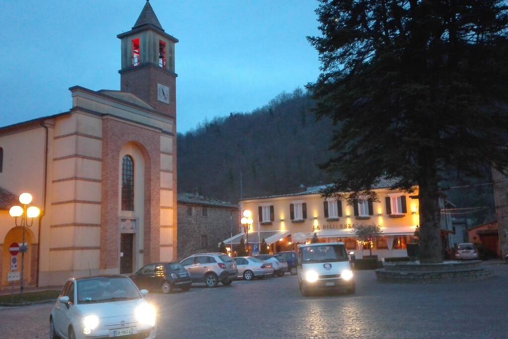 Magiche sere nel borgo della pace