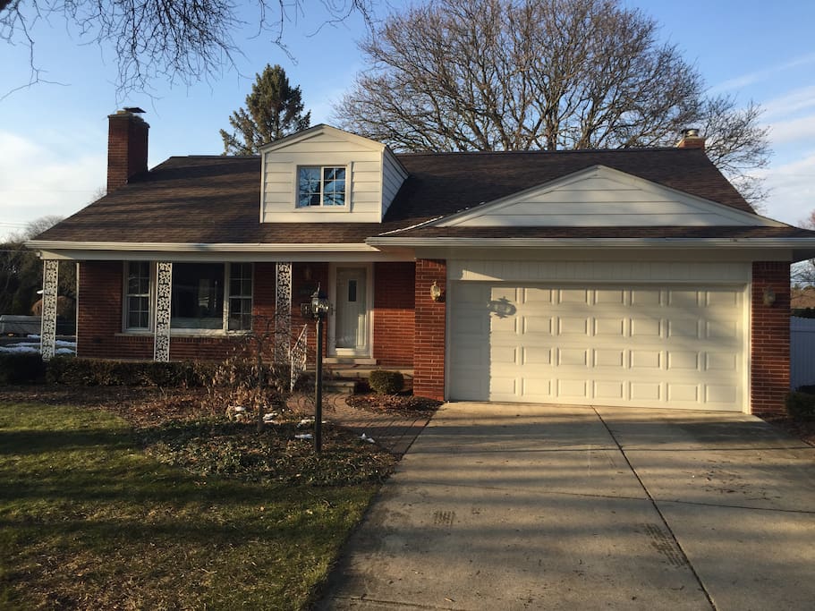 Quiet Clean Suburban Neighborhood