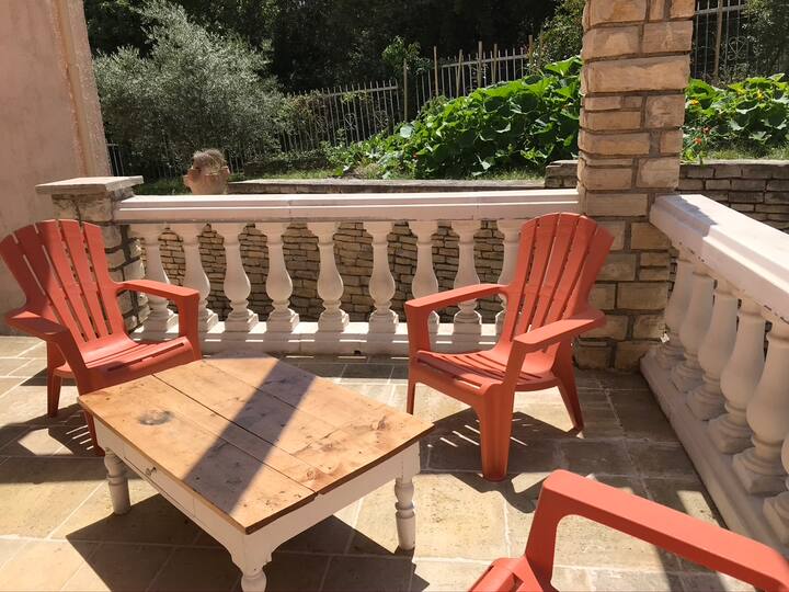 客厅和卧室1之间的露台