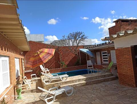 house with swimming pool near the sea and Lago Braço Morto