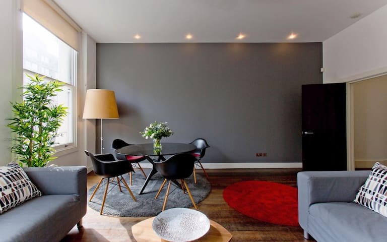 Luxury and Spacious Apartment opposite Hyde Park gallery image 5