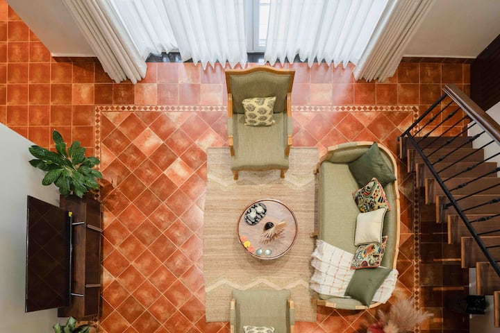 Living room image 3