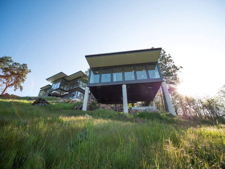 Guesthouse with amazing view! Guesthouses for Rent in White Salmon