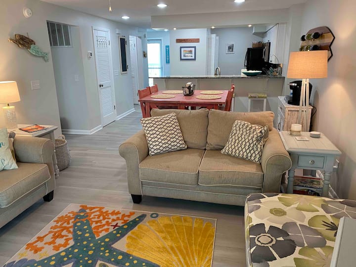 3bed2bath, Resort Amenities, Pools, Beach Access - Kure Beach, NC