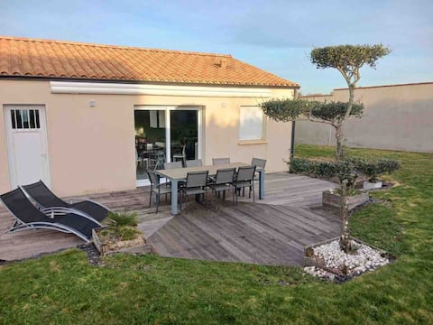 Spacious house 25 minutes from Les Sables d'Olonne