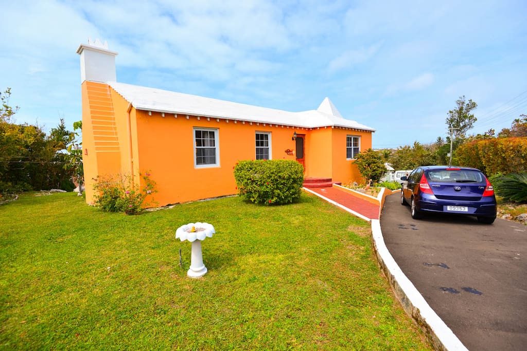 Cute Bermuda Cottage - all yours for your stay!!