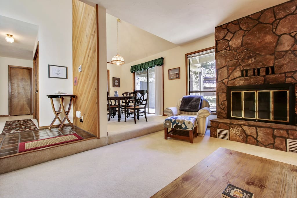 Chair,Furniture,Hardwood,Floor,Flooring