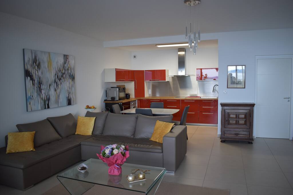 SEJOUR-SALLE A MANGER-CUISINE