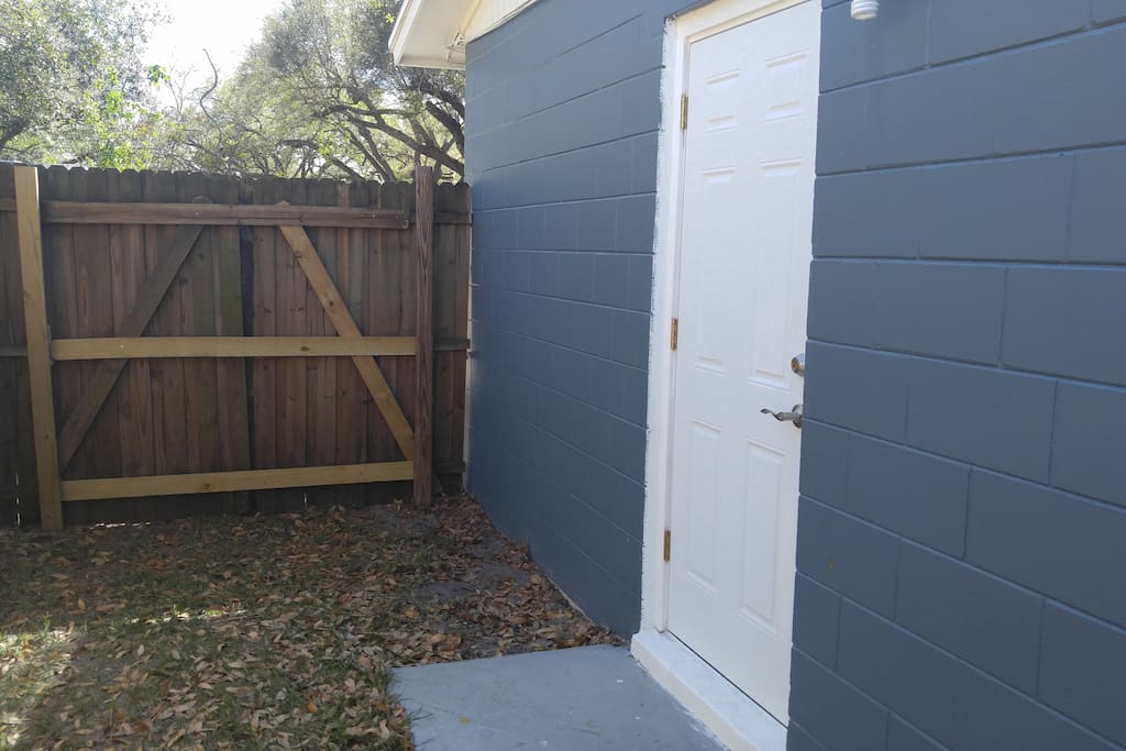Private Entrance