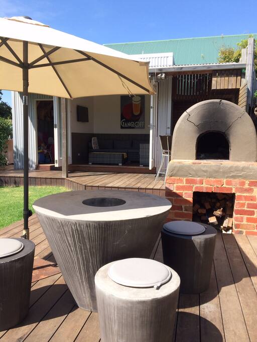 Wood fire oven