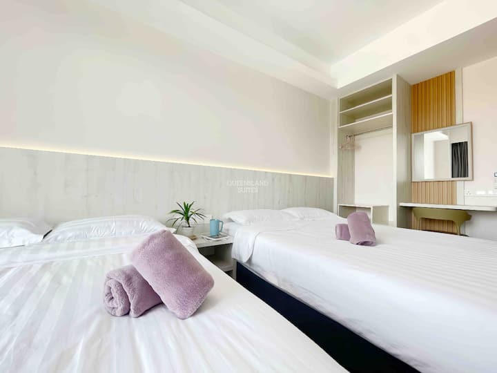 第二间客房： 
 次卧 2张标准双人床（ 2张张1.5标准双人床大床） 