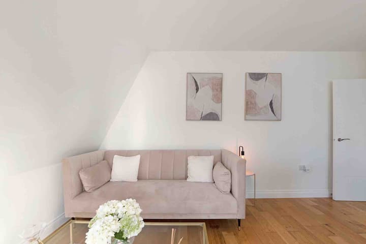 Spacious One Bed Loft Apartment - Aéroport de Londres Stansted (STN)