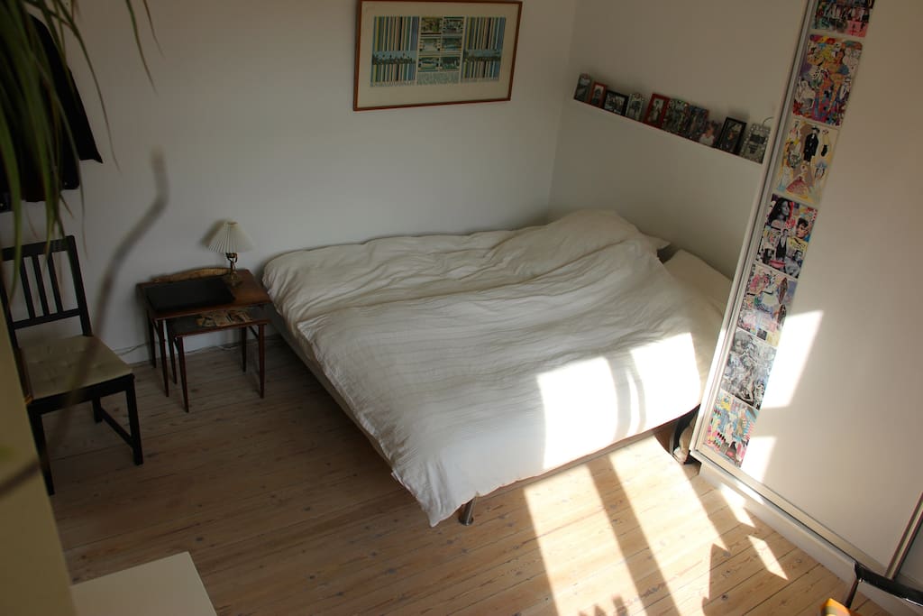 Spacious bedroom