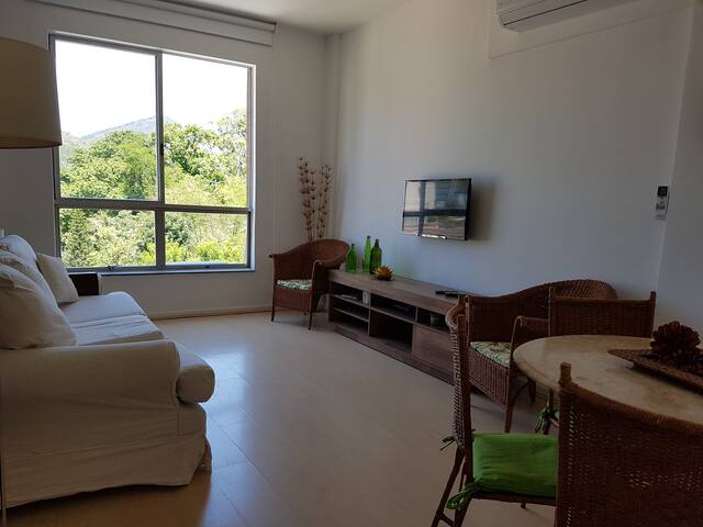 Apartamento claro, silencioso e muito agradável