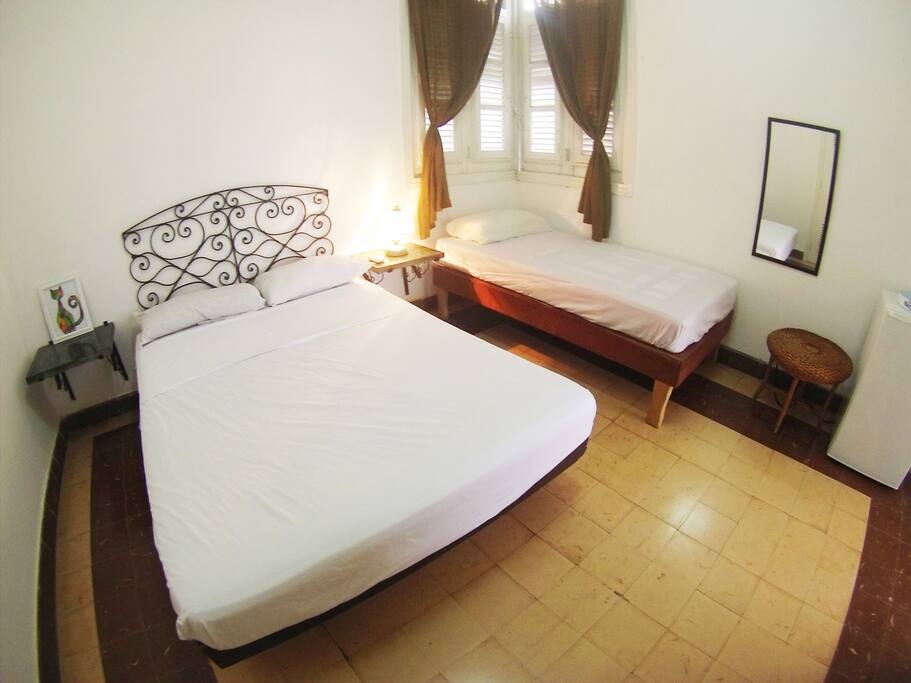 Habitación + cama personal