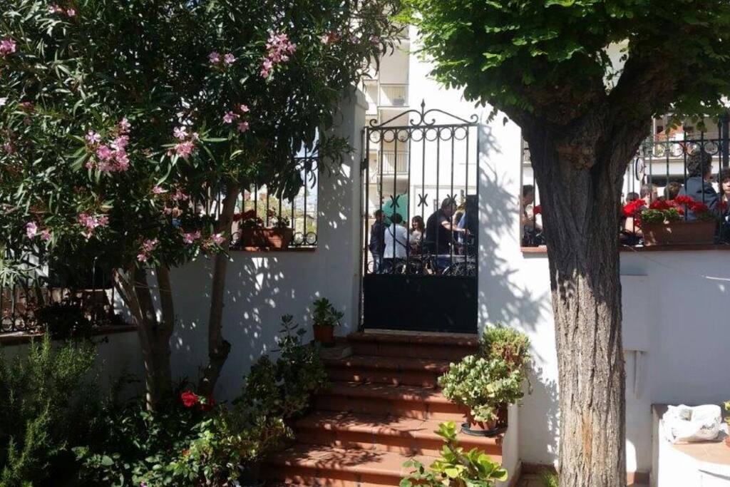 Ingresso dal lungomare