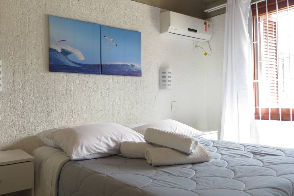 QUARTO 1 (CAMA DE CASAL PARA 2 PESSOAS)