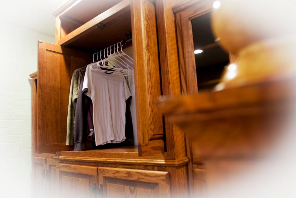 Opens to reveal closet