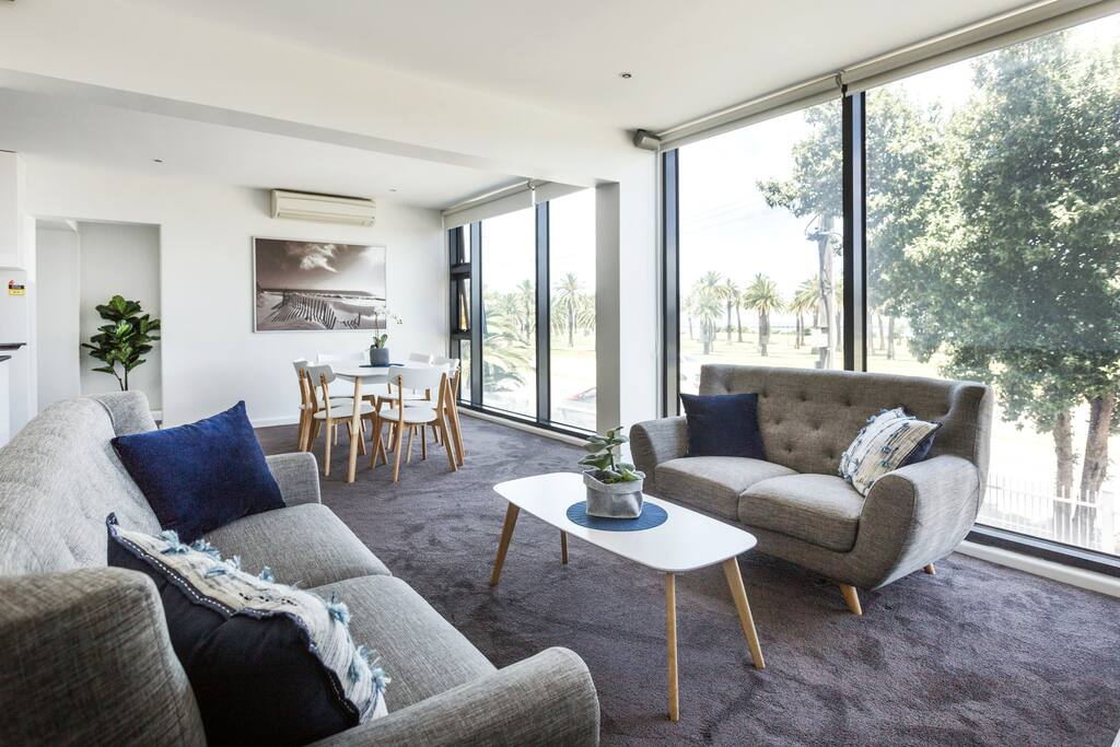 Living room to dining room