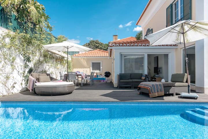 Lux Estoril Family Villa(9) heat pool near beach!