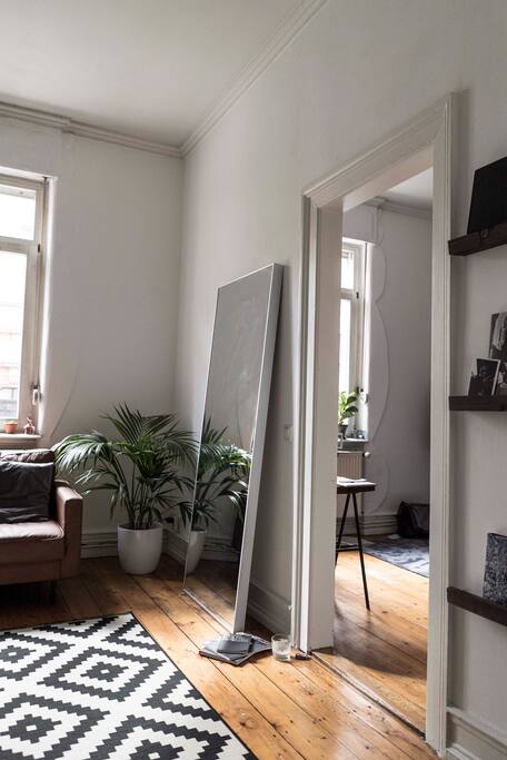 Livingroom / View into 2. bedroom