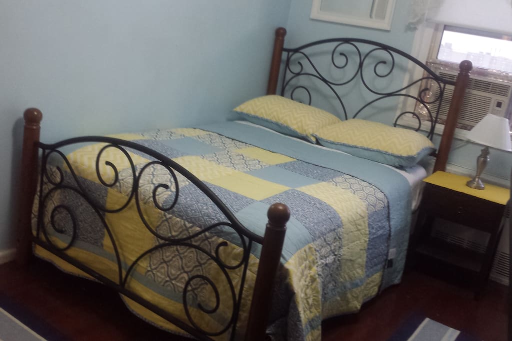 Real Bed, clean fresh linen