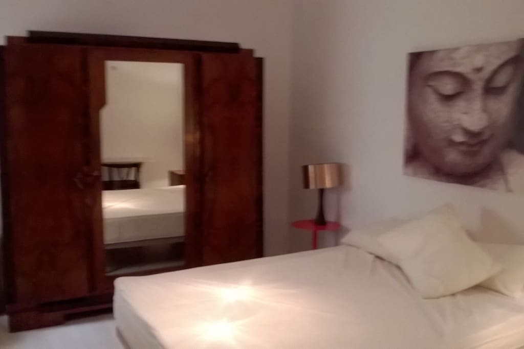 large, spacious bedroom with plenty of wardrobe space