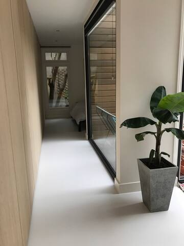 Spacious Family House in the Museum District gallery image 4