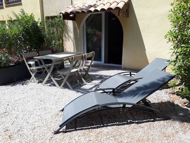 LOCATION TOUT CONFORT 4 PERS - 150m PLAGE - WIFI