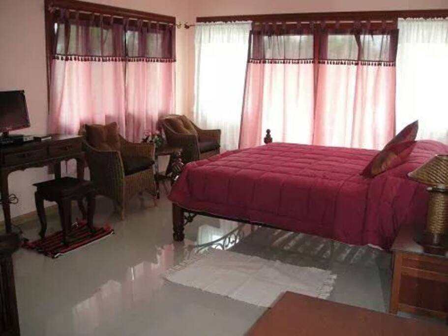 master bed room 1
1800฿/night.