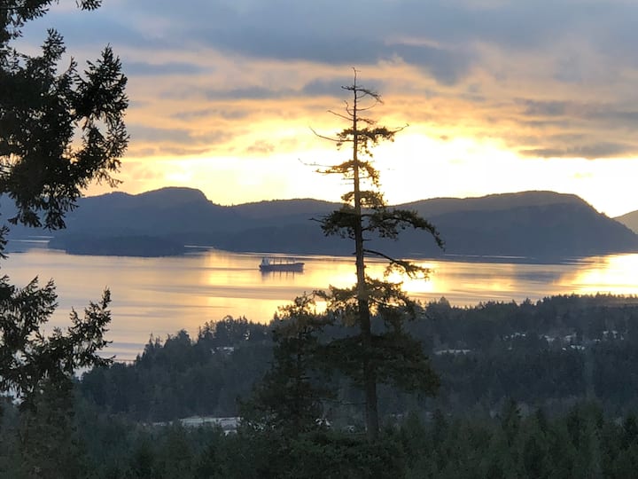 Penelakut Island Vacation Rentals & Homes British Columbia, Canada