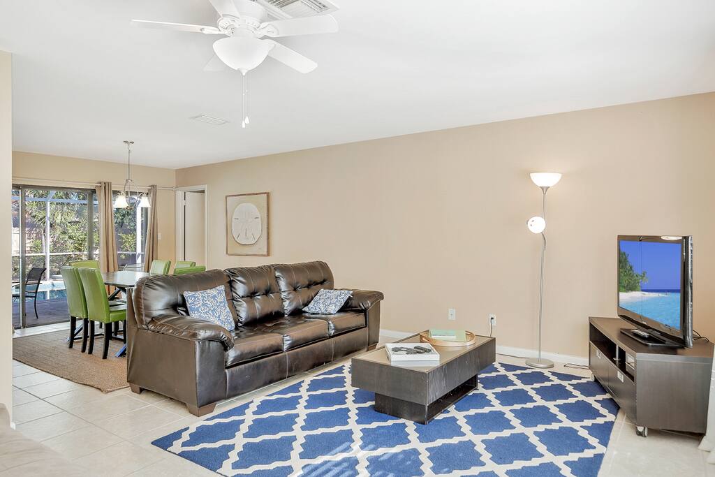 Open Layout with Sofa Sleeper