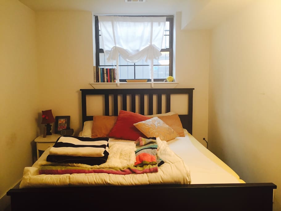 Available bedroom with clean sheets towels - queen size bed