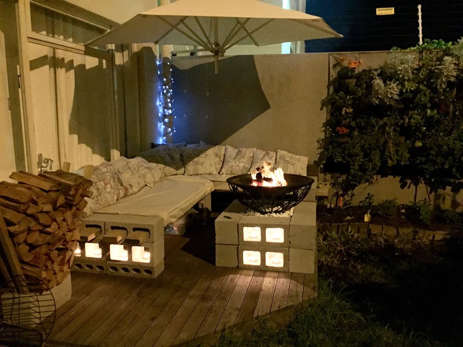 outside chill and fire place (in private garden)