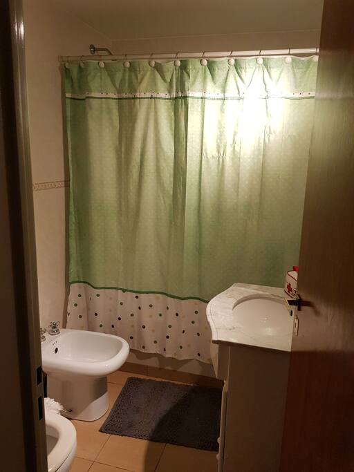 Baño con bañera
