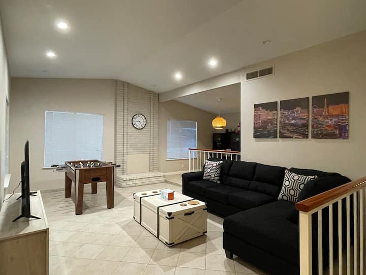 Entire Villa 4 Room 3 Bath 4 Mi To Strip 30+ Days - Nevada