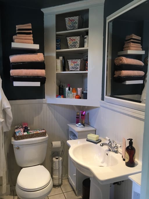 The bathroom is fully equipped with everything you could possibly need!