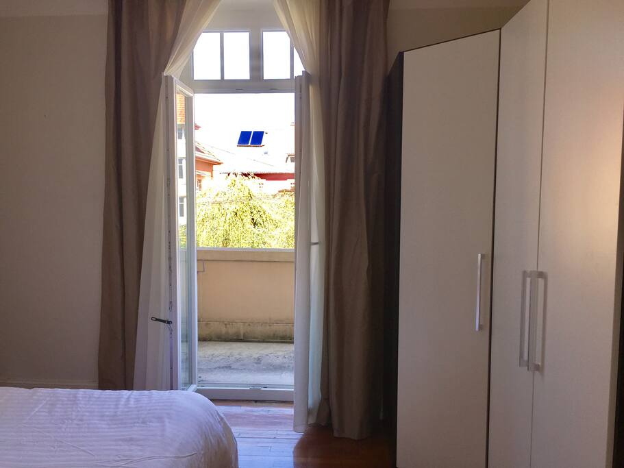 Chambre, avec acces au balcon