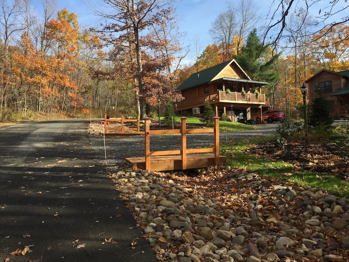 JR'S COTTAGE, brand new!