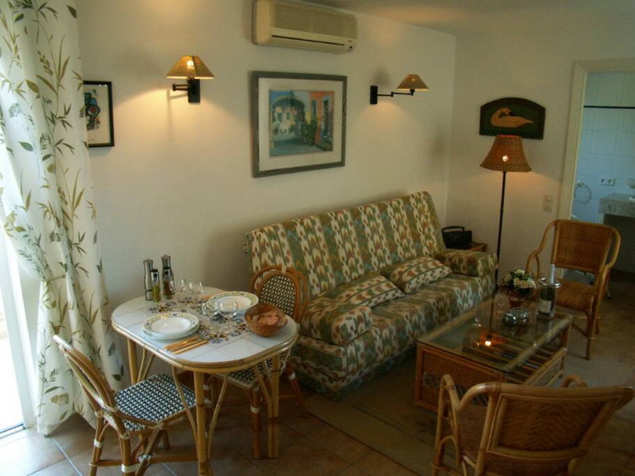 Wohnzimmer