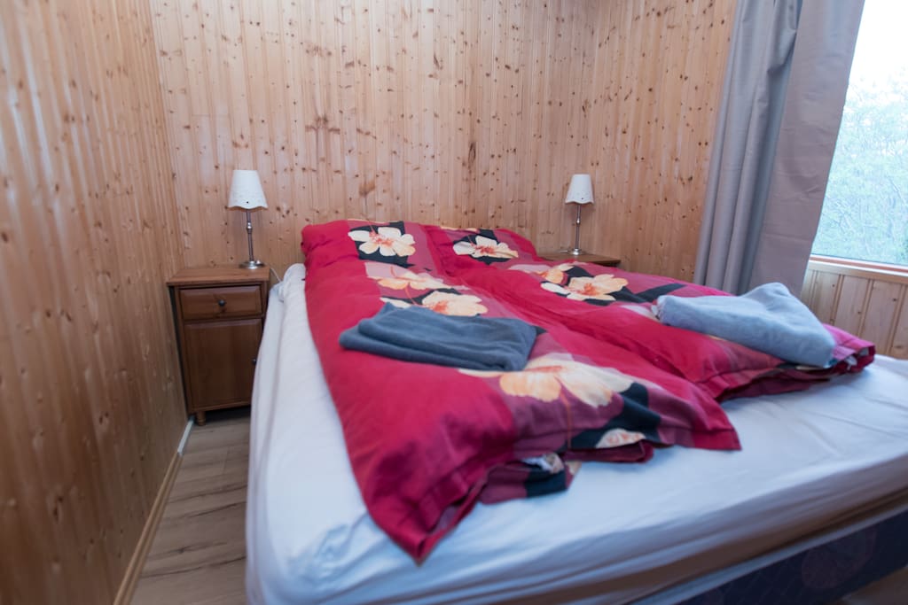 Bedroom #1