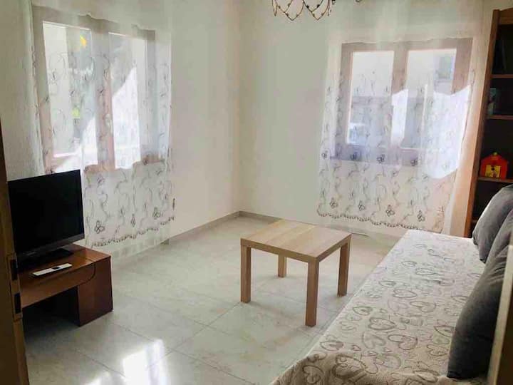 Casa Lauretta. &nbsp;Accoglienza Tranquillità  Simpatia - Bellinzone