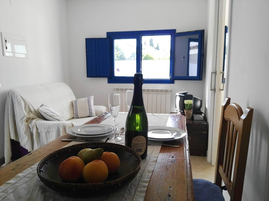 Saloncito privado junto a la cocina